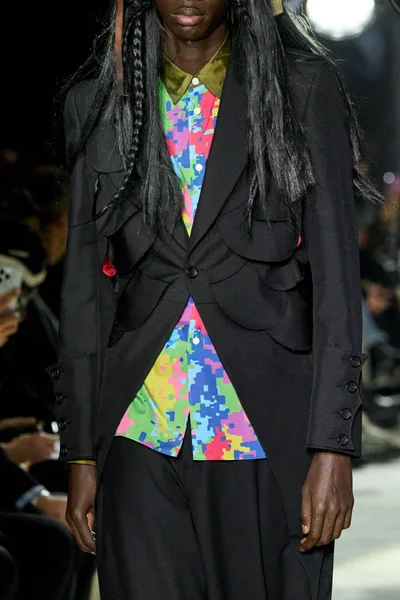 Look 49